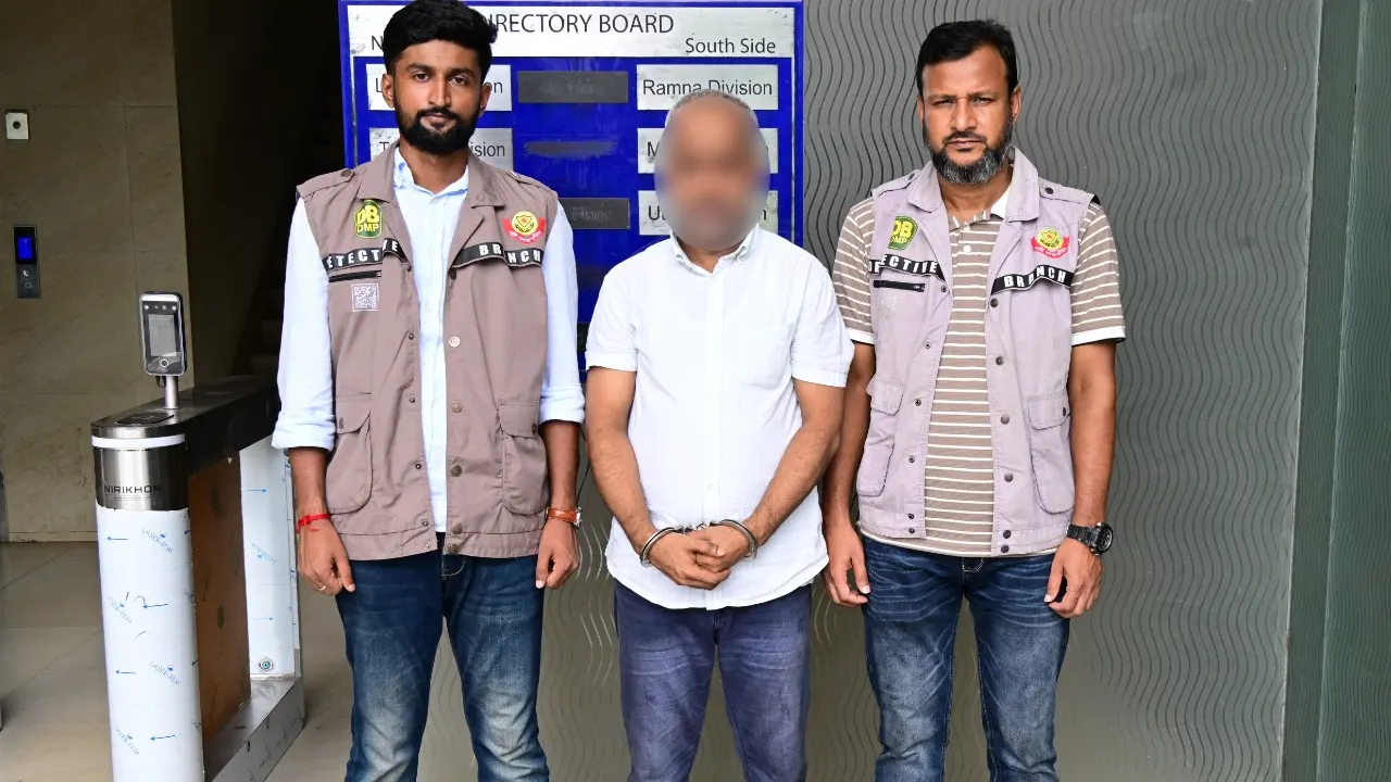 অস্ত্র-গুলিসহ শ্যুটার জাকির গ্রেপ্তার